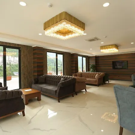 Grand Mela Hotel